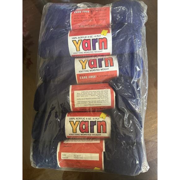 New Vintage Creslan Yarn 4 oz 4 Ply Navy (76) Lot Of 6 Skeins New - Picture 1 of 4